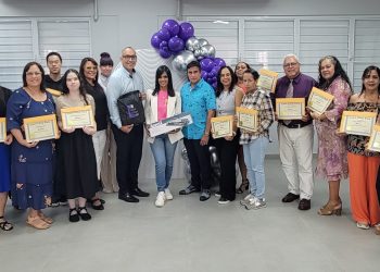 Naguabo celebra culminación del Taller de Mosaico con entrega de certificados