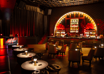 Fairmont El San Juan Hotel invita a redescubrir The Lobby y Chico Cabaret, donde el legado y la sofisticación se elevan