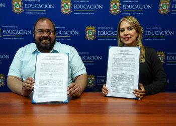 Departamentos del Trabajo y Educación formalizan acuerdo para impulsar la experiencia laboral de estudiantes   