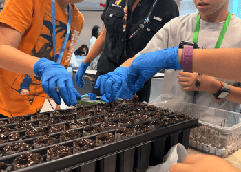 Programa PR STEM Series impulsa el interés de estudiantes en la ciencia