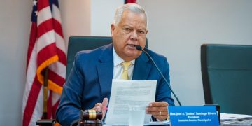 Senado evalúa medida para eximir del impuesto al inventario a pequeños y medianos comerciantes