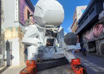 Policía Municipal de San Juan radica cargos por vandalismo contra escultura en Río Piedras