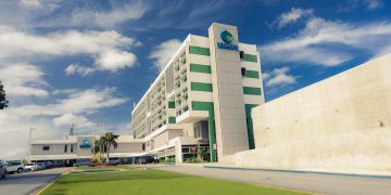 El Hospital Menonita Guayama se convierte en la primera institución en Puerto Rico bajo la iniciativa “Sistemas de Salud Amigables con las Personas Mayores”