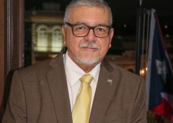 Arecibo reúne a sus comerciantes del centro urbano ante proyectos de mejoras permanentes