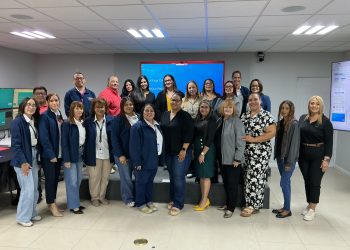 Se celebra en Juncos el taller “Impulsa tu Futuro: Optimiza tu Resumé”