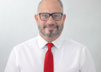 José “Cheito” Rivera Madera acusa a la Gobernadora de adjudicarse falsamente aumento al retiro de la Policía