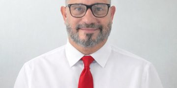 José “Cheito” Rivera Madera acusa a la Gobernadora de adjudicarse falsamente aumento al retiro de la Policía