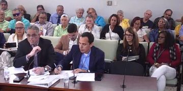 Lourdes Ramos exige a agencias fiscales del gobierno a responderle a los jubilados 