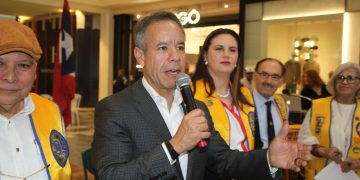 Alcalde Miguel Romero inaugura el Festival de la Salud y Bienestar número 44 del Club de Leones de San Juan