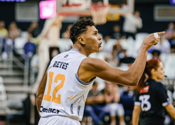 Capitanes dominan a los Piratas en el debut de Timoty Soares