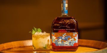 Woodford Reserve celebra la tradición y el arte en su botella conmemorativa del Kentucky Derby #152