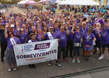 Guayama camina por la vida