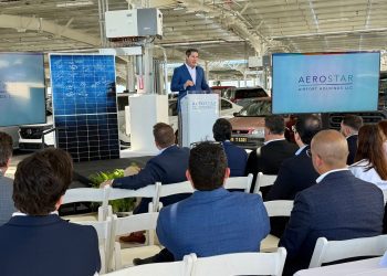 Aerostar inaugura sistema solar de $14 millones en el Aeropuerto Luis Muñoz Marín para proveer energía a la terminal principal y avanzar su transformación verde