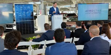 Aerostar inaugura sistema solar de $14 millones en el Aeropuerto Luis Muñoz Marín para proveer energía a la terminal principal y avanzar su transformación verde