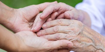 Ciales fortalece apoyo a cuidadores de adultos mayores y auxiliares en el hogar con taller sobre prediabetes y diabetes en general