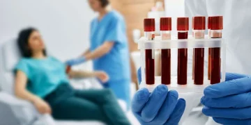 EL TECNÓLOGO MÉDICO: ESPECIALISTA EN EL ANÁLISIS Y PROCESAMIENTO DE PRUEBAS DE LABORATORIO. UN EQUIPO MODERNO SIN NOSOTROS SERÍA UNA HABITACIÓN VACÍA