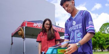 Décima Competencia de Carritos Solares reúne a 16 escuelas públicas en evento de innovación y liderazgo estudiantil