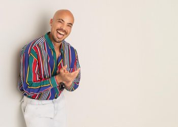Andrés Waldemar llega a Moneró con su concierto “Desde el componente de mamá…música, risa y nostalgia”