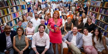 Noelia García Bardales presenta sus “Verdades Absolutas”