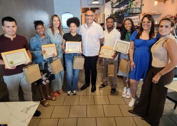 Jóvenes del noreste culminan taller de Liderazgo con Fotografía y reciben herramientas para emprender