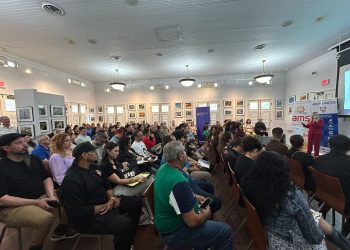 CUD en tu pueblo visita CIDRA para apoyar a comerciantes y emprendedores