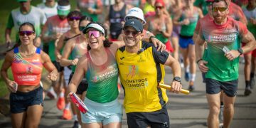 Arranca la carrera de relevo de tres días Kilómetros de Cambio contra la violencia doméstica