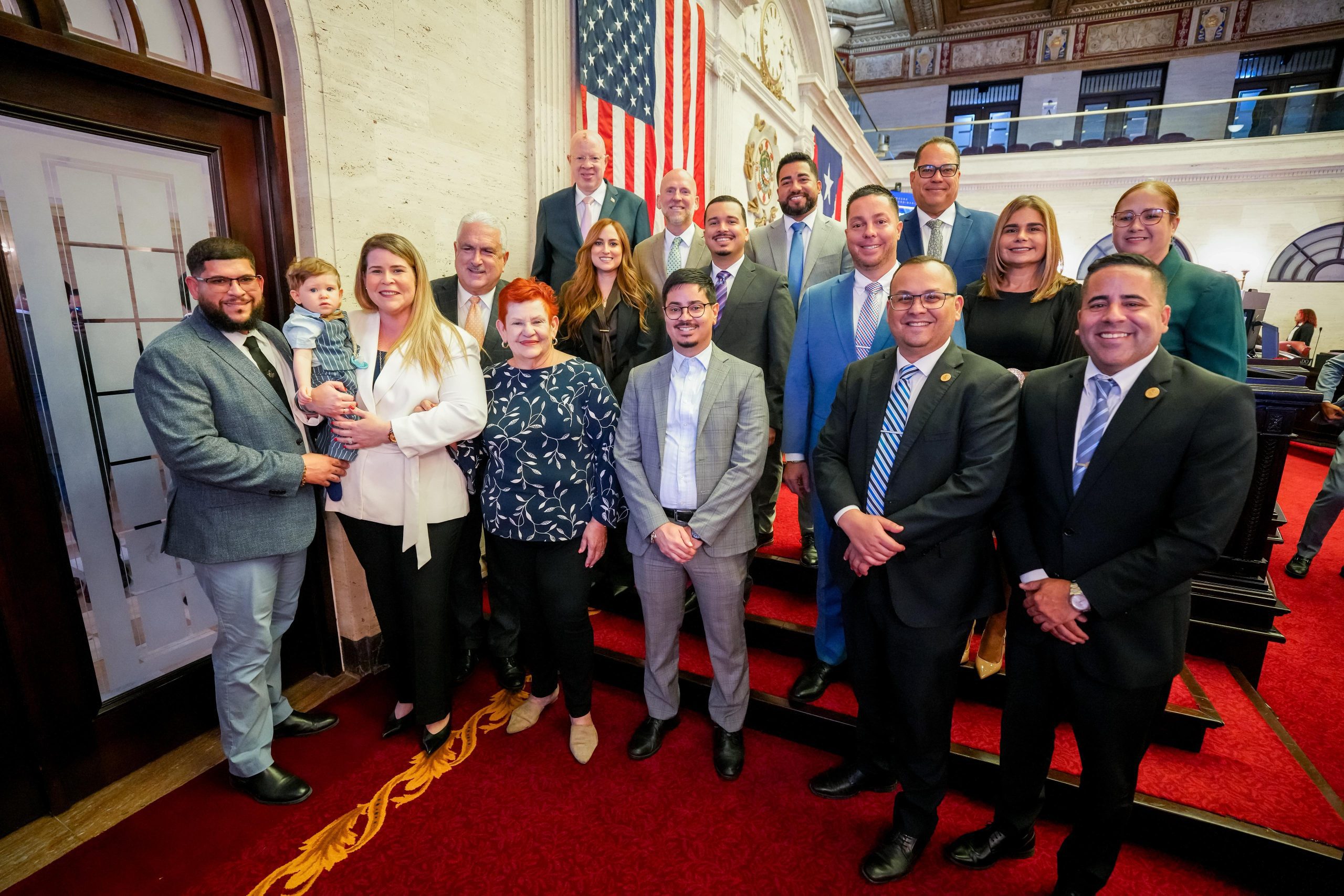 Senado aprueba medidas de Rivera Schatz para mejorar servicios de salud y proteger derechos laborales