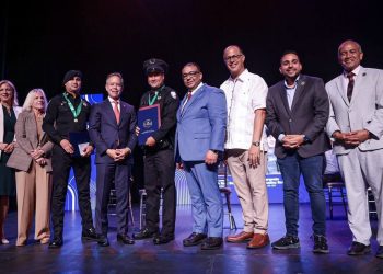 San Juan reconoce la valentía y compromiso de la Policía Municipal durante ceremonia de Valores del Año 2025
