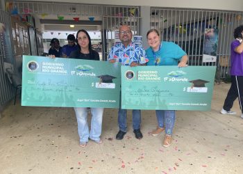 Municipio de Río Grande invierte $53,000 para apoyar instituciones educativas en el marco de la Semana Educativa