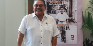 Jorge Rivera Nieves presenta su libro en la Universidad de Puerto Rico   en Utuado