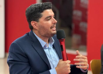 PPD dice que Rivera Schatz no tiene babilla para correr a la gobernación