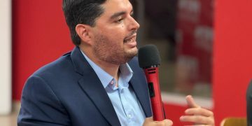 PPD dice que Rivera Schatz no tiene babilla para correr a la gobernación