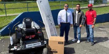 Representante Joe “Joito” Colón Rodríguez hace entrega de equipos para mantenimiento de parques deportivos y recreativos de Ciales