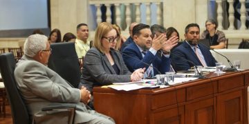 Comisión senatorial recibe recomendaciones del DRNA, contratistas y bomberos sobre proyectos de reforma de permisos