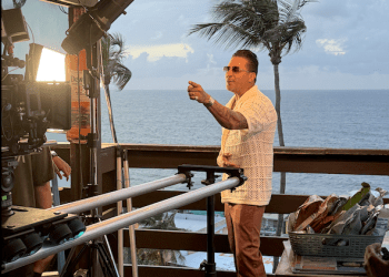 Charlie Cruz estrena “Mi Reina” junto a “Pepison”   