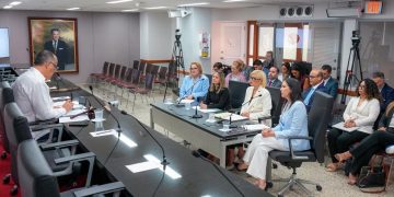 Comisión de Salud del Senado profundiza investigación sobre el manejo de $19.5 billones en fondos federales para el sistema de salud