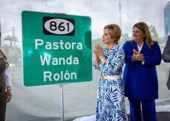Gobernadora Jenniffer González Colón designa carretera en honor a la Pastora Wanda Rolón