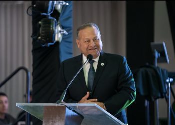 Alcalde de Caguas presenta presupuesto consolidado de $213.1 millones que incluye aumentos salariales para empleados municipales y una inversión de $35.3 millones en infraestructura