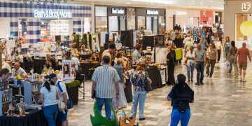 Ya comenzó la Feria Anual de Artesanía en Plaza Las Américas con cerca de 130 artesanos cada semana