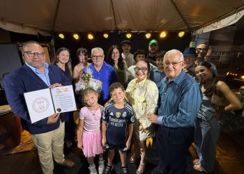 Reconocen a padres mocanos durante el Homenaje a Papá 2026