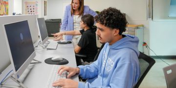 Proyecto Nacer orientará a adolescentes embarazadas y sus familias en diálogo virtual gratuito