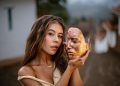 Juliana presenta “El Achantado”, su nuevo sencillo inspirado en una expresión colombiana