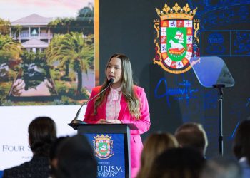 Compañía de Turismo celebra nuevo récord de pasajeros de cruceros