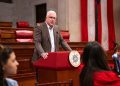 Presidente del Senado exhorta a jóvenes a continuar preparándose durante culminación del Programa de Empleo de Verano