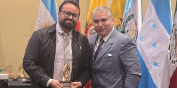 Municipio de Cataño recibe reconocimiento internacional por su modelo de revitalización urbana y planificación territorial