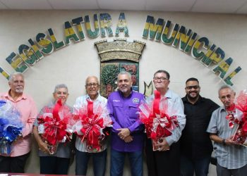 Legislatura municipal y alcalde de Hatillo celebran sesión especial en reconocimiento a La Semana del Legislador Municipal  