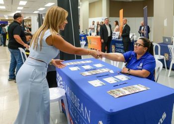 Sobre 1,000 jóvenes participaron en la segunda edición de la Expo Empleo Juvenil del Departamento del Trabajo