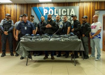Cidra entrega nuevos uniformes a sus vigilantes municipales para fortalecer las seguridad