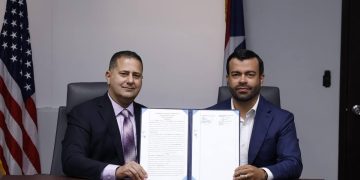 Departamento de la Vivienda y Departamento de Corrección y Rehabilitación formalizan acuerdo para fortalecer procesos de transición comunitaria