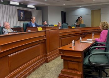 Cámara investiga revocación de abanderado del Copur y alegaciones de maltrato en la Federación de Canotaje